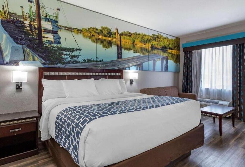 هتل Clarion Pointe Sulphur  Lake Charles