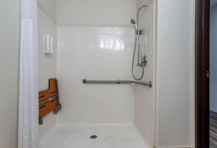 هتل Clarion Pointe Sulphur  Lake Charles