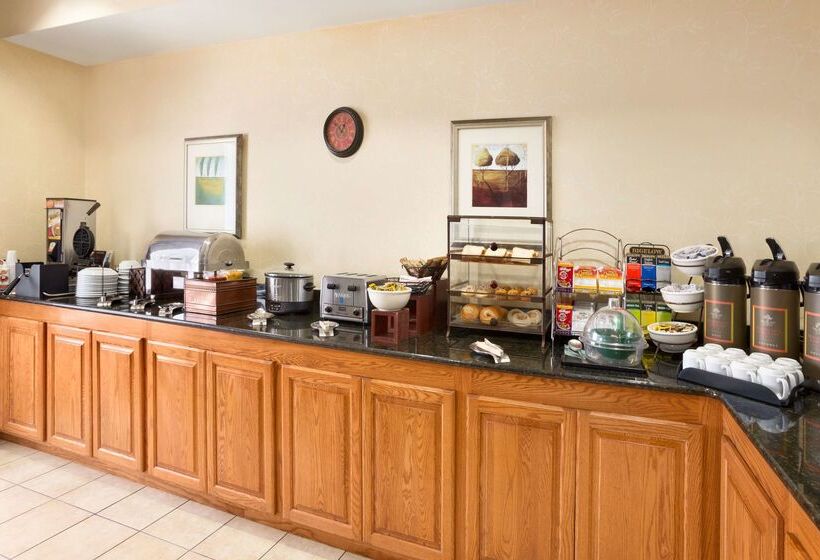 Hotel Country Inn & Suites By Radisson, Albany, Ga