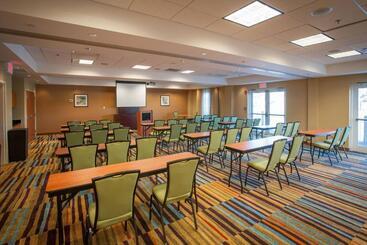 هتل Fairfield Inn & Suites Orange Beach