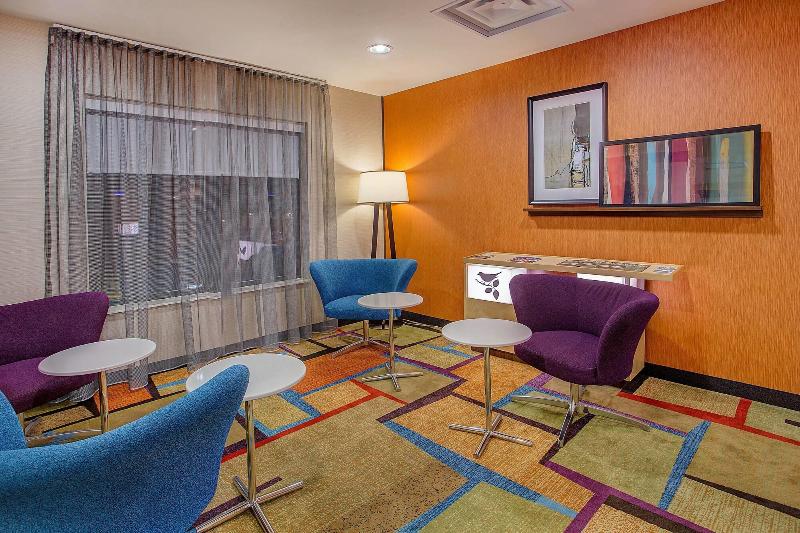 酒店 Fairfield Inn & Suites Kodak