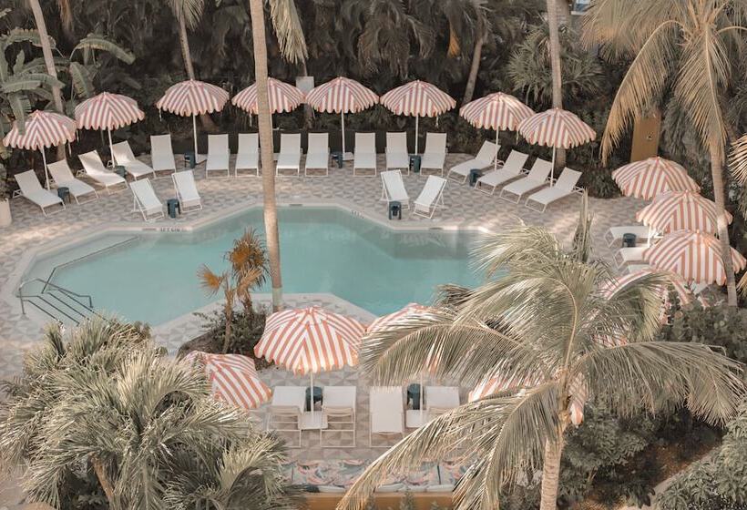 Hôtel Hampton By Hilton Grand Cayman Seven Mile Beach
