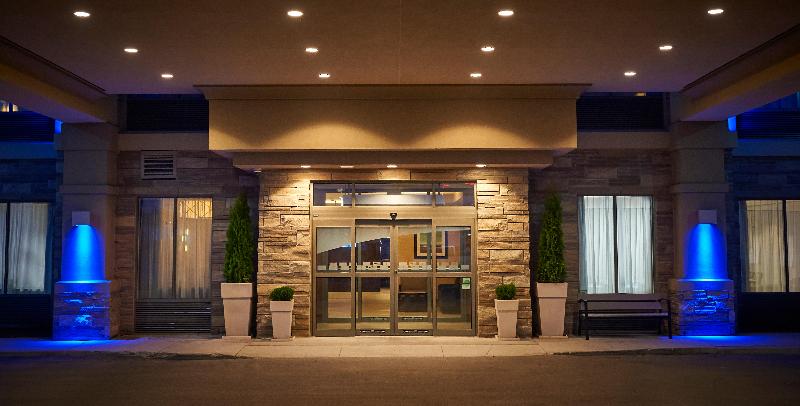 ホテル Holiday Inn Express And Suites Timmins