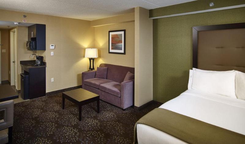 ホテル Holiday Inn Express And Suites Timmins