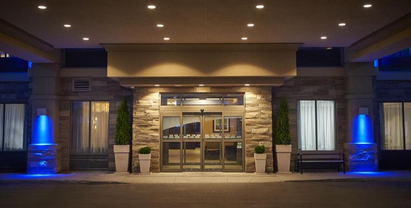 هتل Holiday Inn Express And Suites Timmins, An Ihg