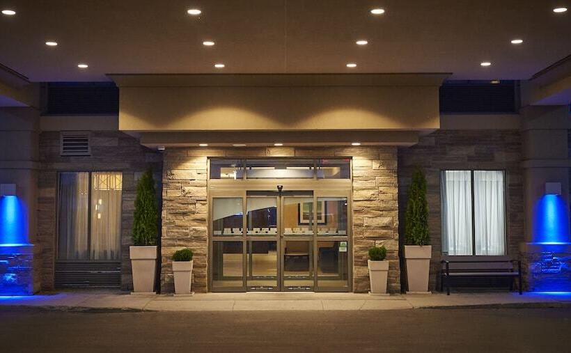 هتل Holiday Inn Express And Suites Timmins, An Ihg