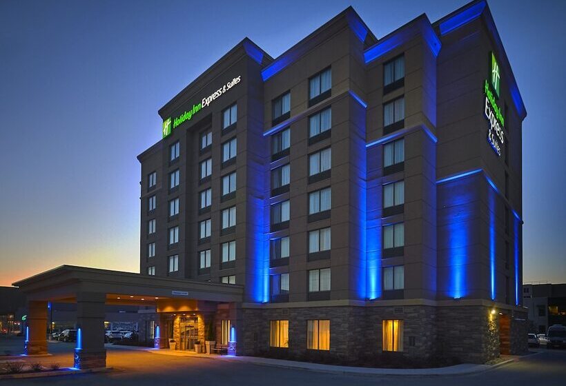 هتل Holiday Inn Express And Suites Timmins, An Ihg