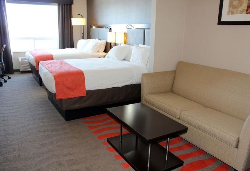 هتل Chateau Inn & Suites Bonnyville