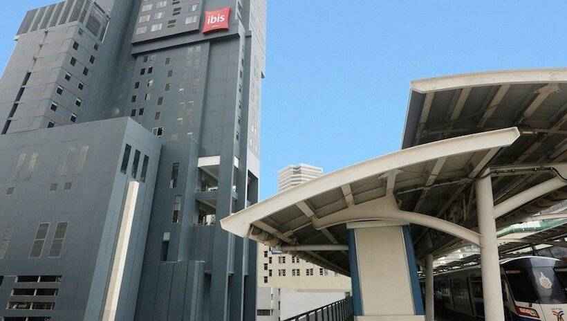 هتل Ibis Bangkok Siam