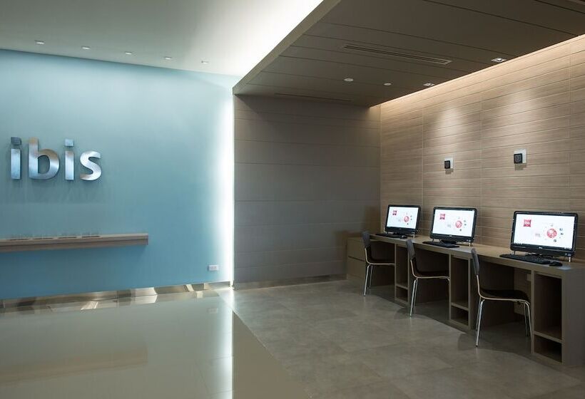 هتل Ibis Bangkok Siam
