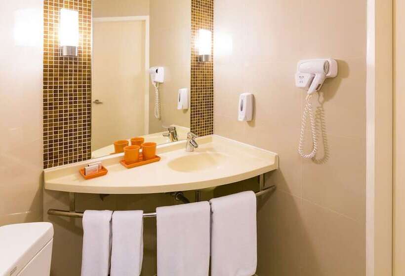 هتل Ibis Bangkok Siam