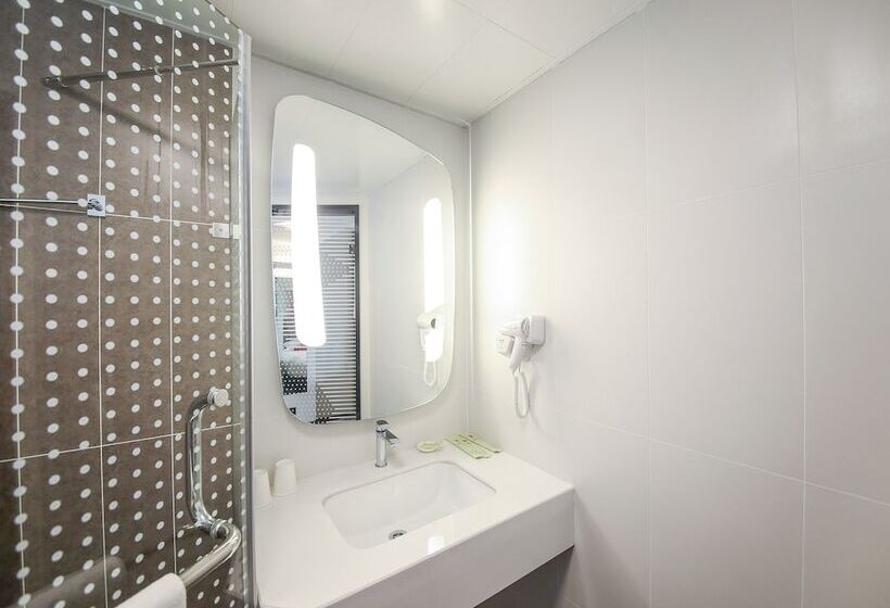 Fotos del hotel Ibis Chengdu Yongfeng:  20