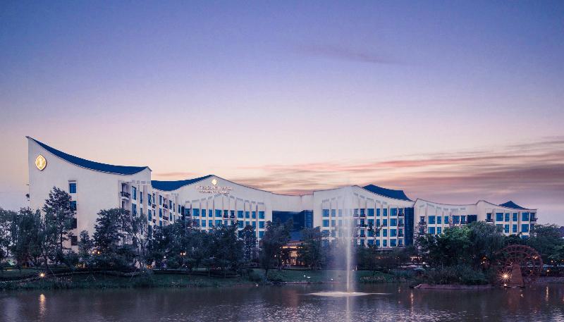 هتل Intercontinental Heilong Lake By Ihg