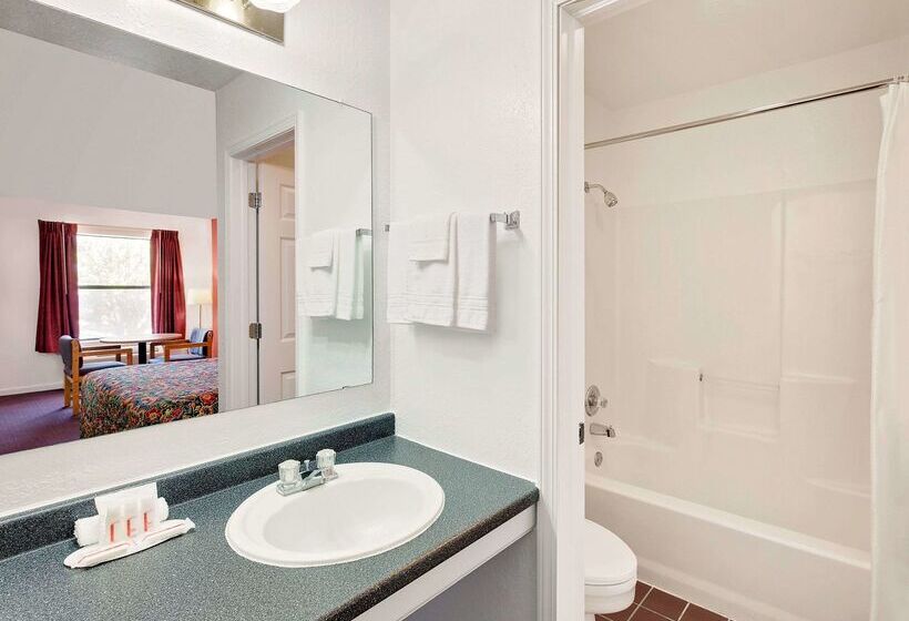 ホテル Knights Inn Muskogee