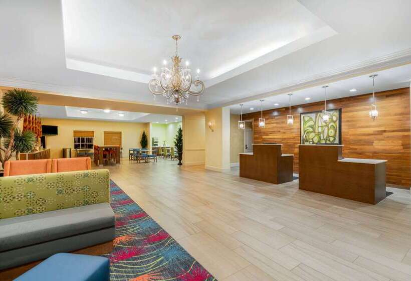 בית מלון כפרי La Quinta Inn & Suites By Wyndham Broussard  Lafayette Area