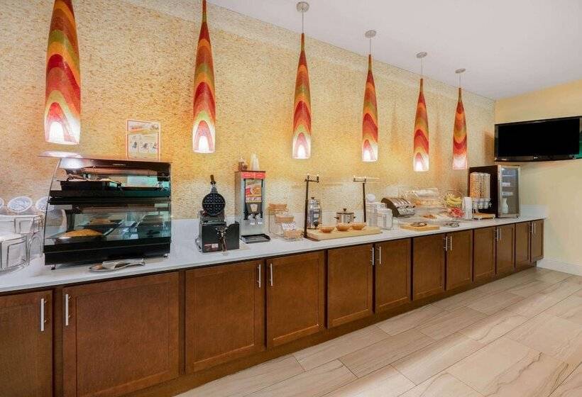 בית מלון כפרי La Quinta Inn & Suites By Wyndham Broussard  Lafayette Area