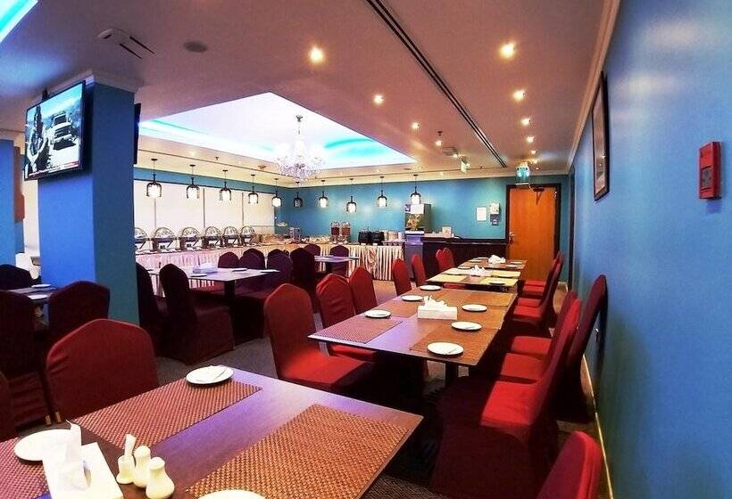 هتل Nejoum Al Emarat