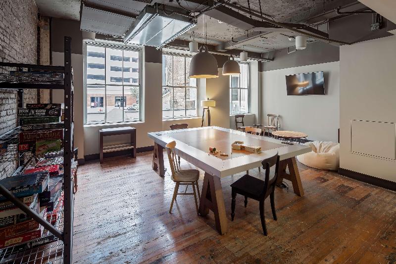 هتل Rl Baltimore Inner Harbor