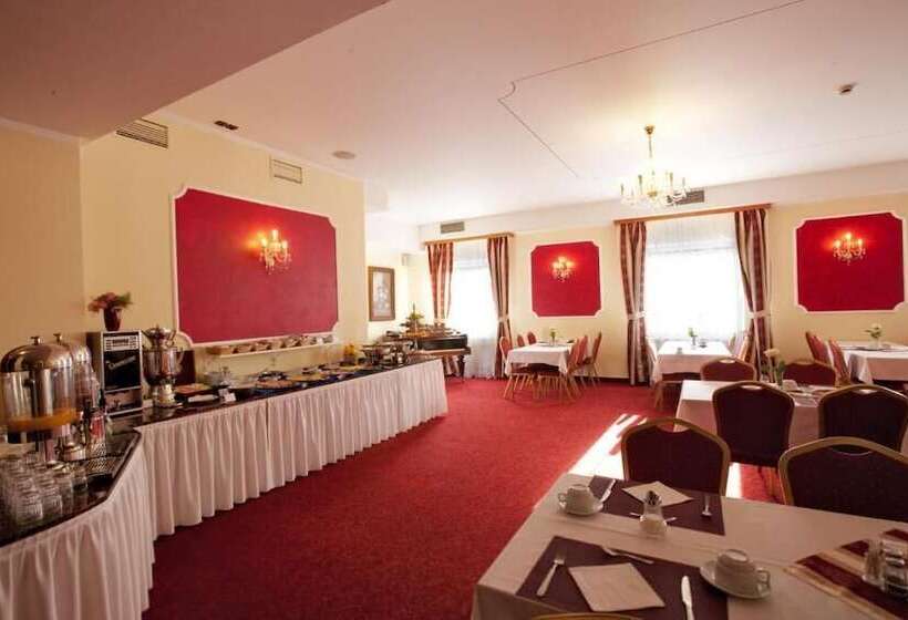 Fotos del hotel Savoy:  17