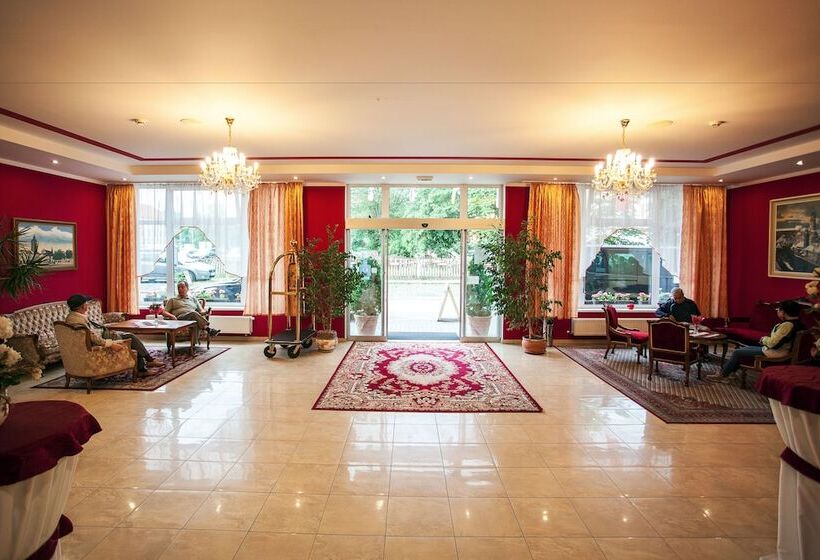 Fotos del hotel Savoy:  26