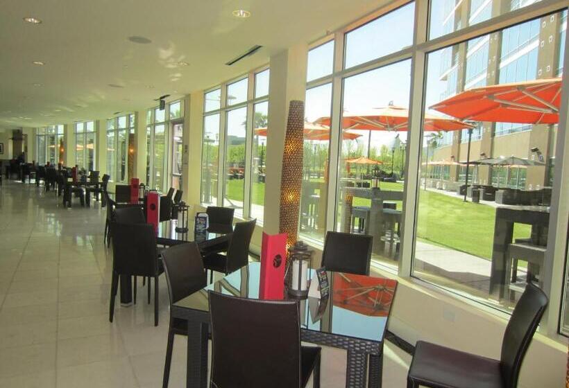 هتل University Plaza Waterfront