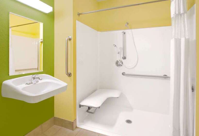 Microtel Inn & Suites By Wyndham Delphos