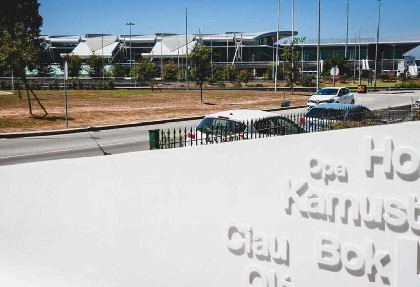 اقامتگاه Singular Porto Aeroporto