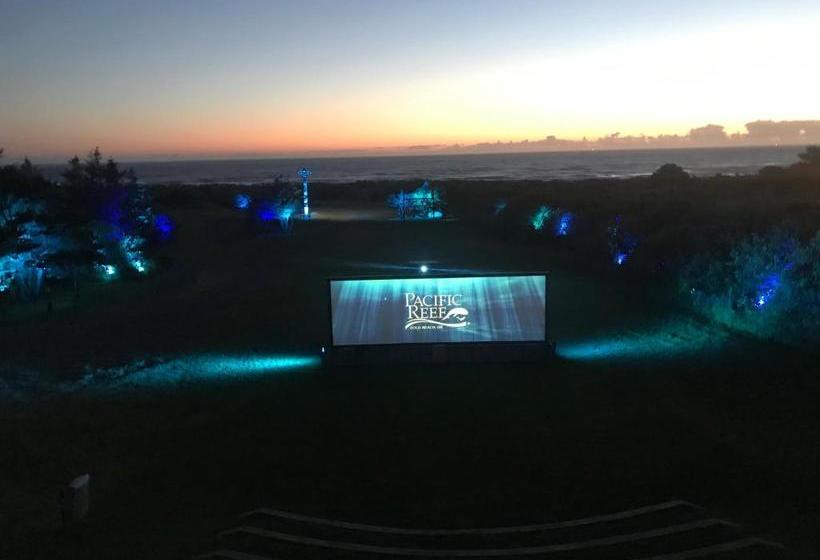 리조트 Pacific Reef Hotel & Light Show