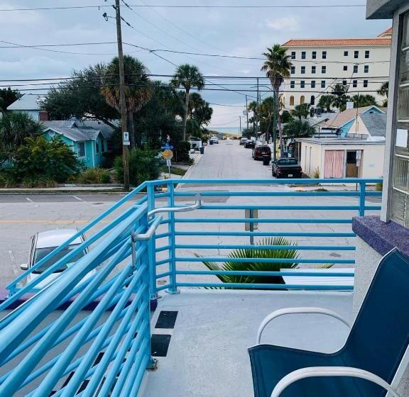 Royal North Beach