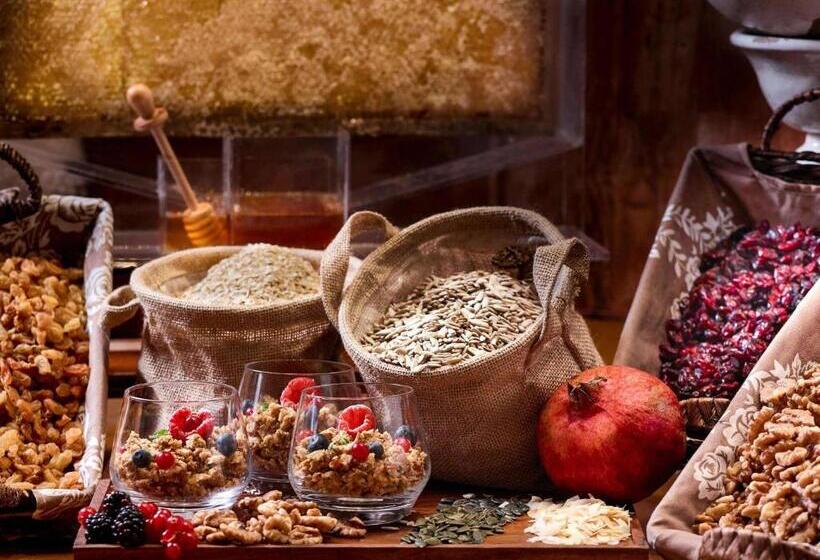 Fotos del hotel Swissôtel Al Ghurair Dubai:  5