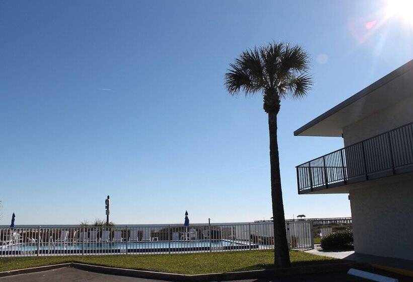 Beachside Motel  Amelia Island