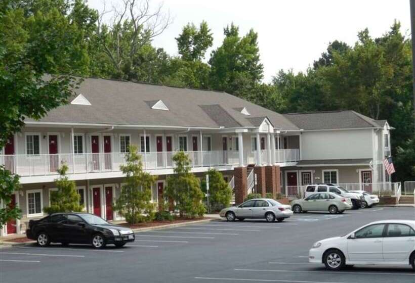 בית מלון כפרי Affordable Suites Salisbury