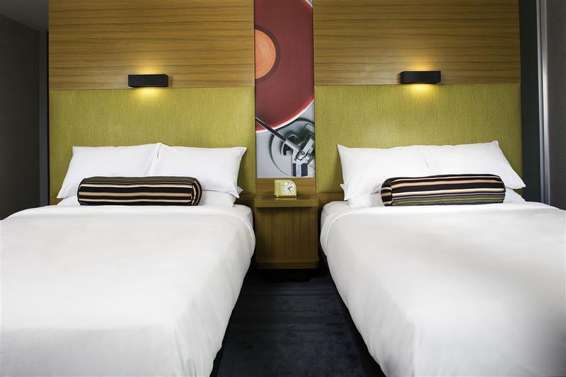 هتل Aloft Green Bay