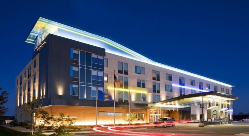 هتل Aloft Green Bay