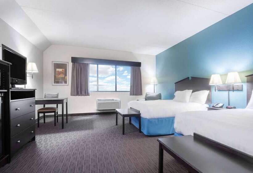 هتل Americinn By Wyndham Green Bay East