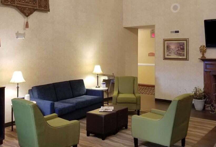 Hotel Comfort Suites South Point  Huntington