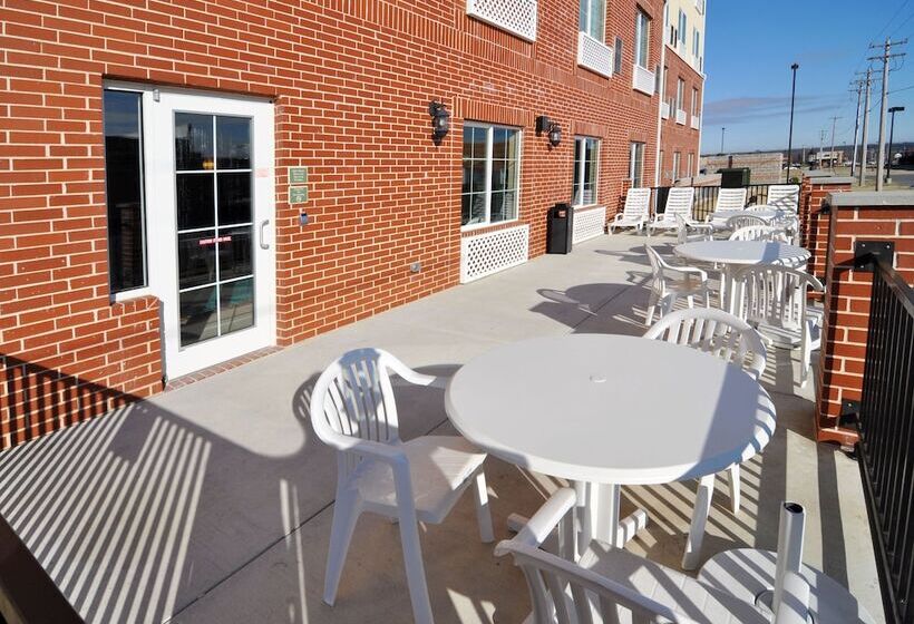 هتل Country Inn & Suites By Radisson, Conway, Ar