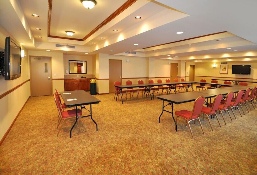 هتل Country Inn & Suites By Radisson, Conway, Ar