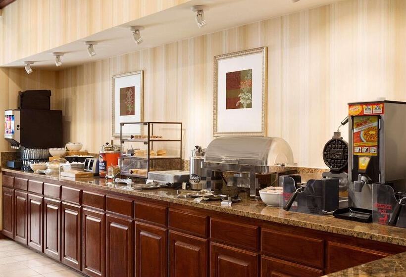 هتل Country Inn & Suites By Radisson, Conway, Ar