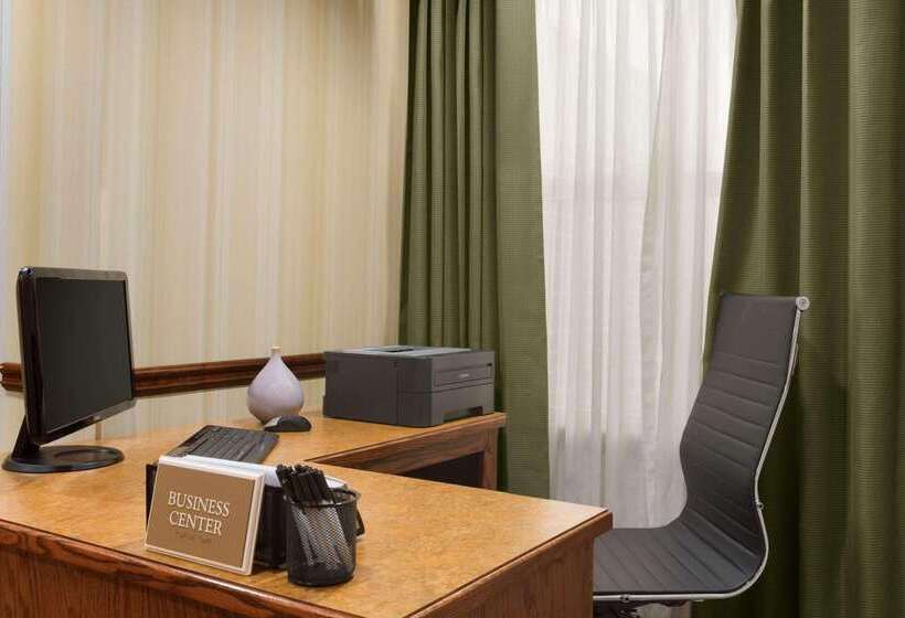 هتل Country Inn & Suites By Radisson, Macon North, Ga
