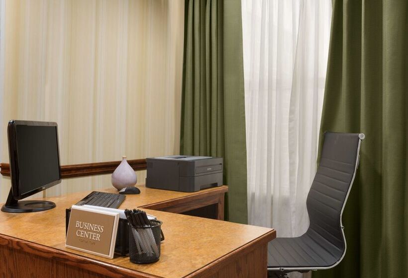 هتل Country Inn & Suites By Radisson, Macon North, Ga