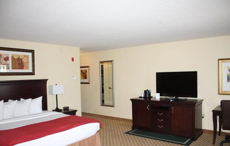 هتل Country Inn & Suites By Radisson, Tampa Airport North, Fl