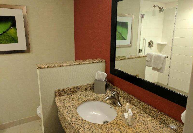 هتل Courtyard By Marriott Dallas Allen At Allen Event Center