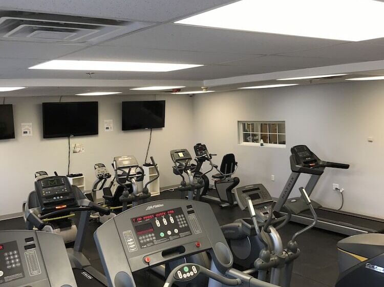 בית מלון כפרי Days Inn By Wyndham Fargo/casselton