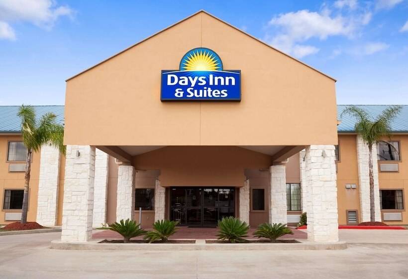 Hotel Days Inn & Suites By Wyndham Conroe North