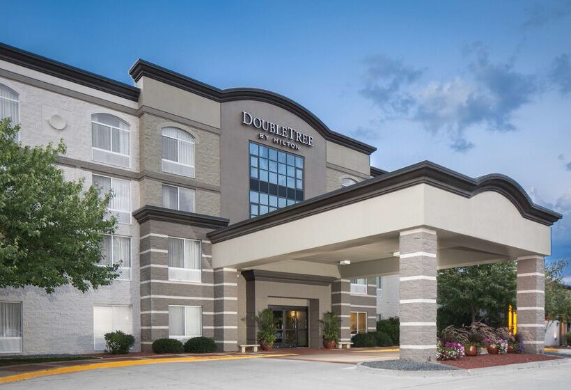 בית מלון כפרי Hilton Garden Inn Des Moines Airport