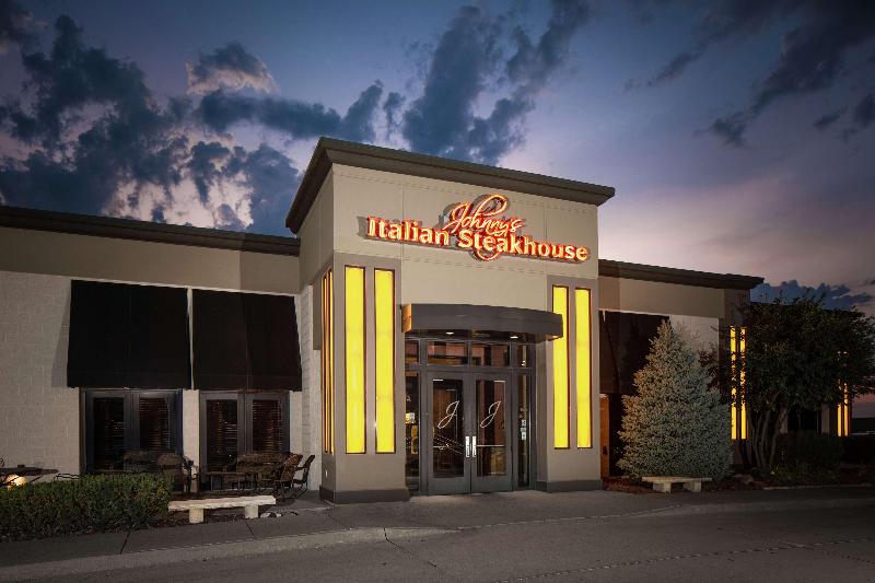 בית מלון כפרי Hilton Garden Inn Des Moines Airport