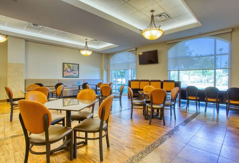 בית מלון כפרי Drury Inn & Suites San Antonio Near La Cantera