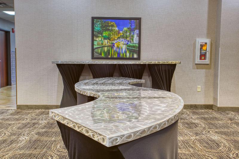 בית מלון כפרי Drury Inn & Suites San Antonio Near La Cantera