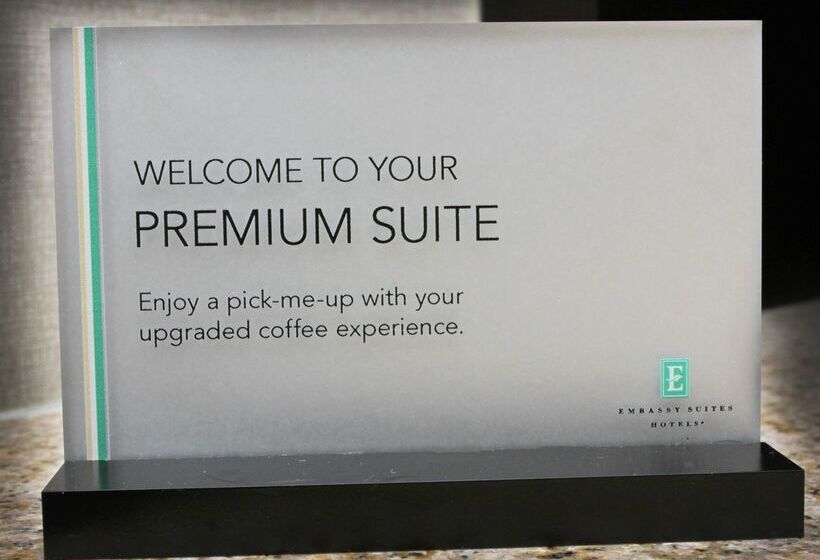 هتل Embassy Suites Columbus Airport